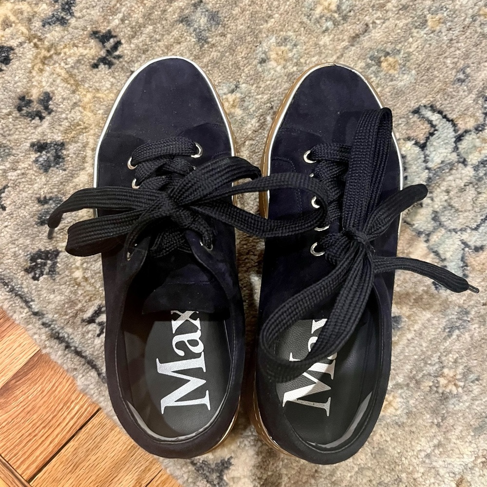 MAX MARA Navy Blue Suede Platform Low-Top Sneakers